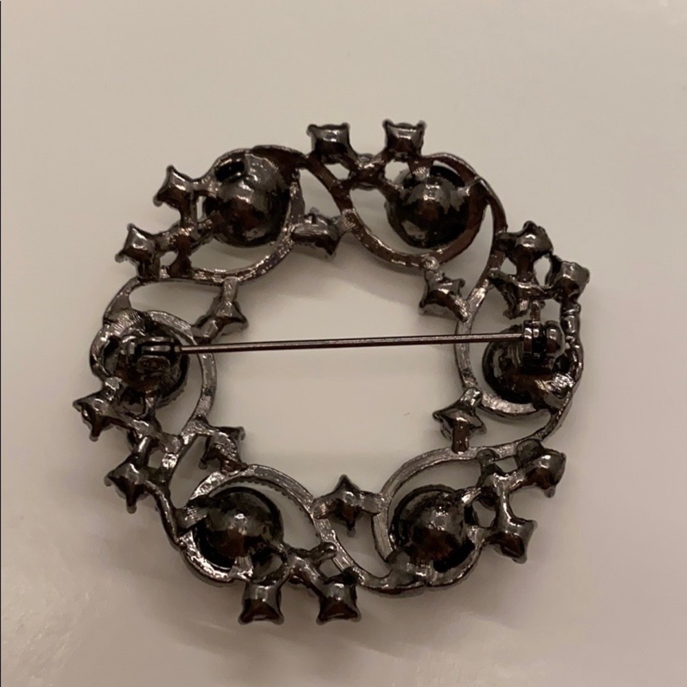 Vintage Rhinestone pin - Picture 3 of 3